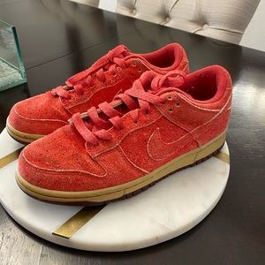 *SOLD* Nike Dunk SB Low